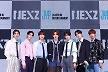 'JYP 신인' NEXZ, 월드와이드 정식 데뷔..글로벌 주목
