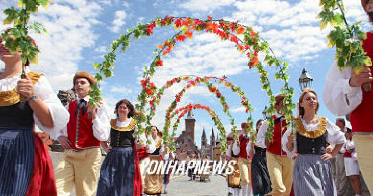 GERMANY FOLK FESTIVAL