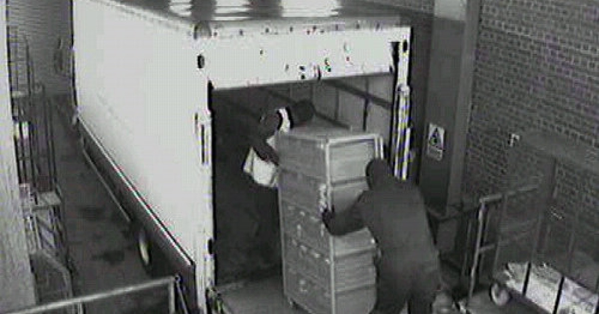 FILE BRITAIN CCTV PICTURES SHOWING 53 MILLION GBP ROBBERY