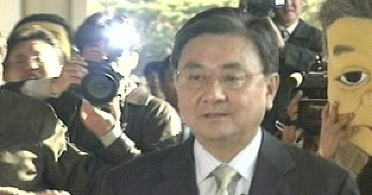 홍석현 회장 오늘 소환..차명계좌 1300개 확인