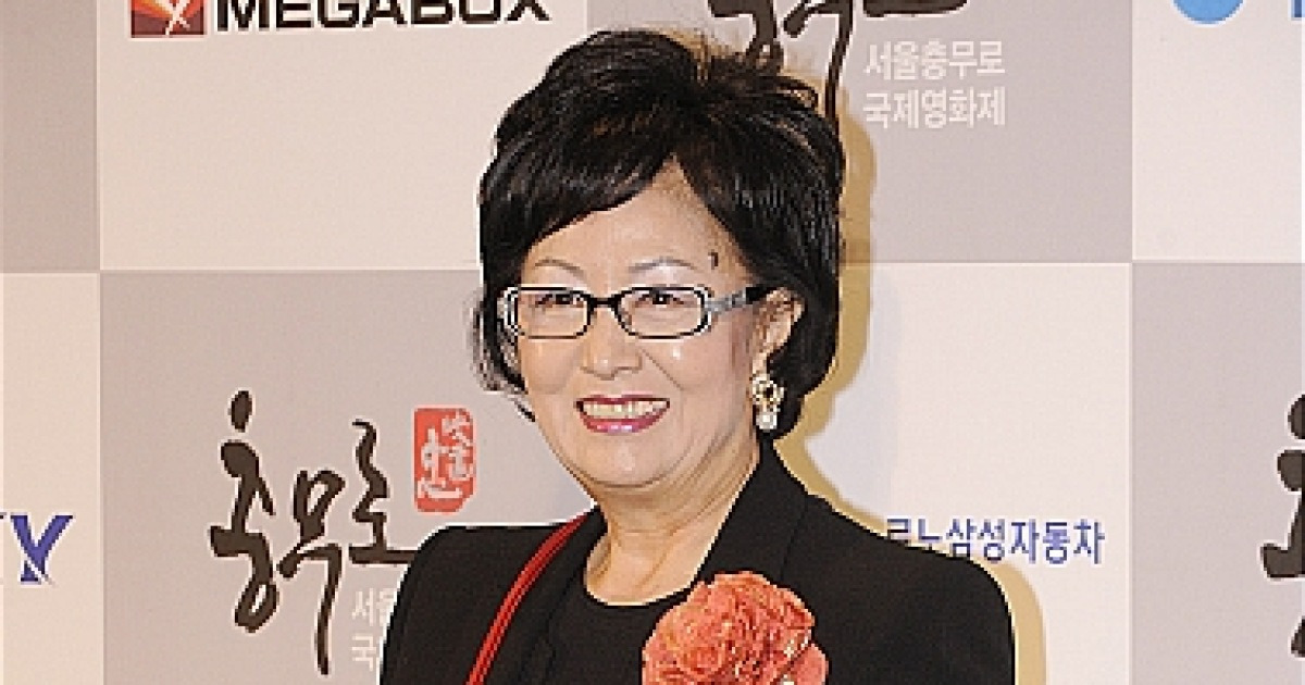 서울충무로국제영화제 개막식 참석한 연기자 태연실