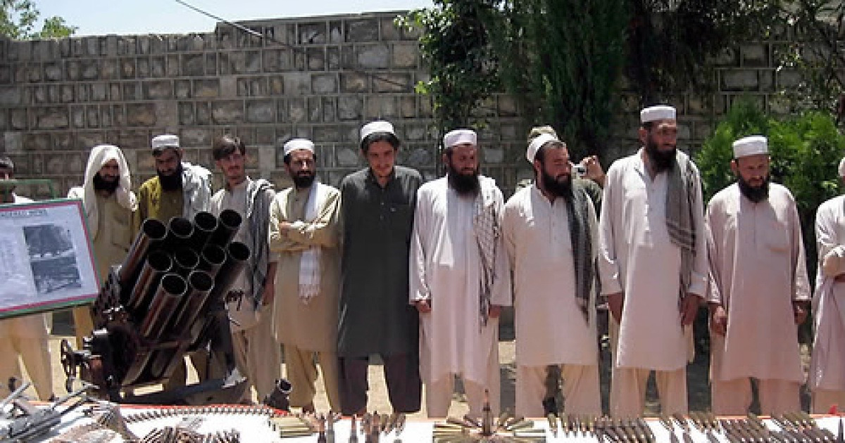 PAKISTAN BAJAUR MILITANTS SURRENDERED