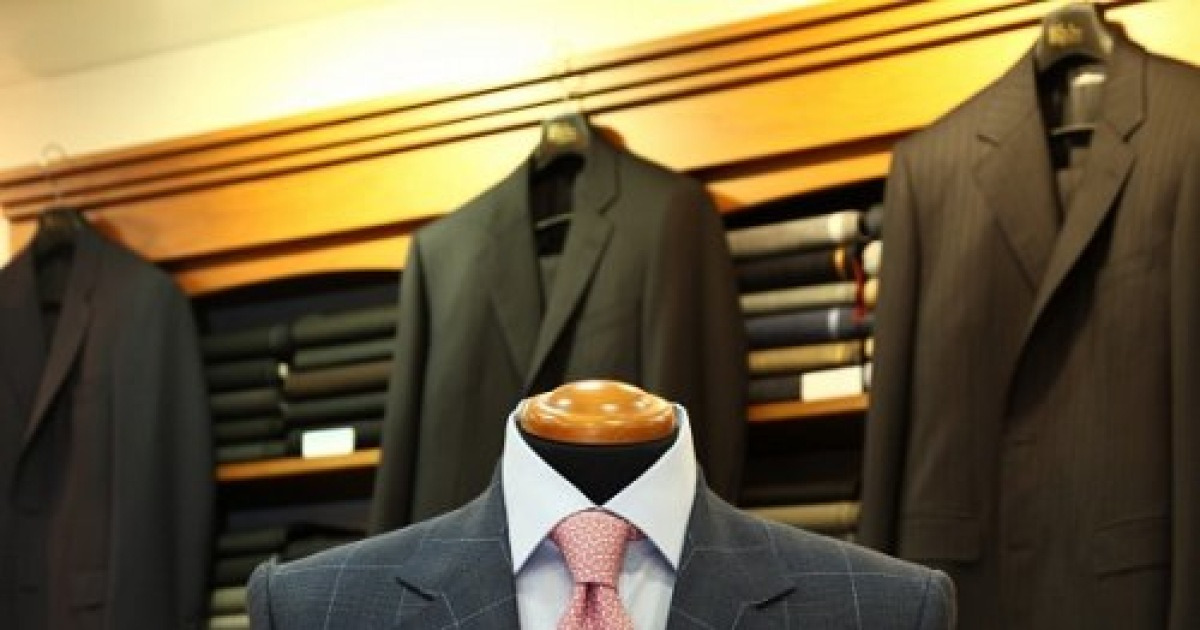 명절 선물 '양복 상품권'이 대세