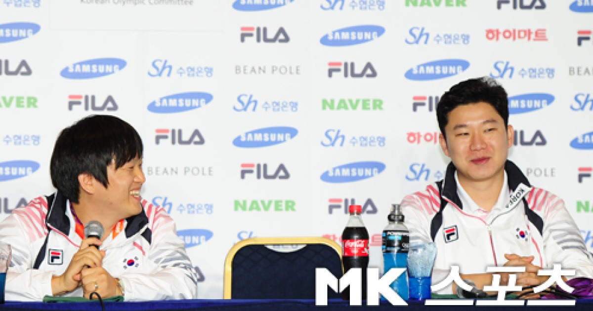 [mk런던] 최영래 '종오형, 어떻게 하면 그렇게 총을 잘 쏴요?'