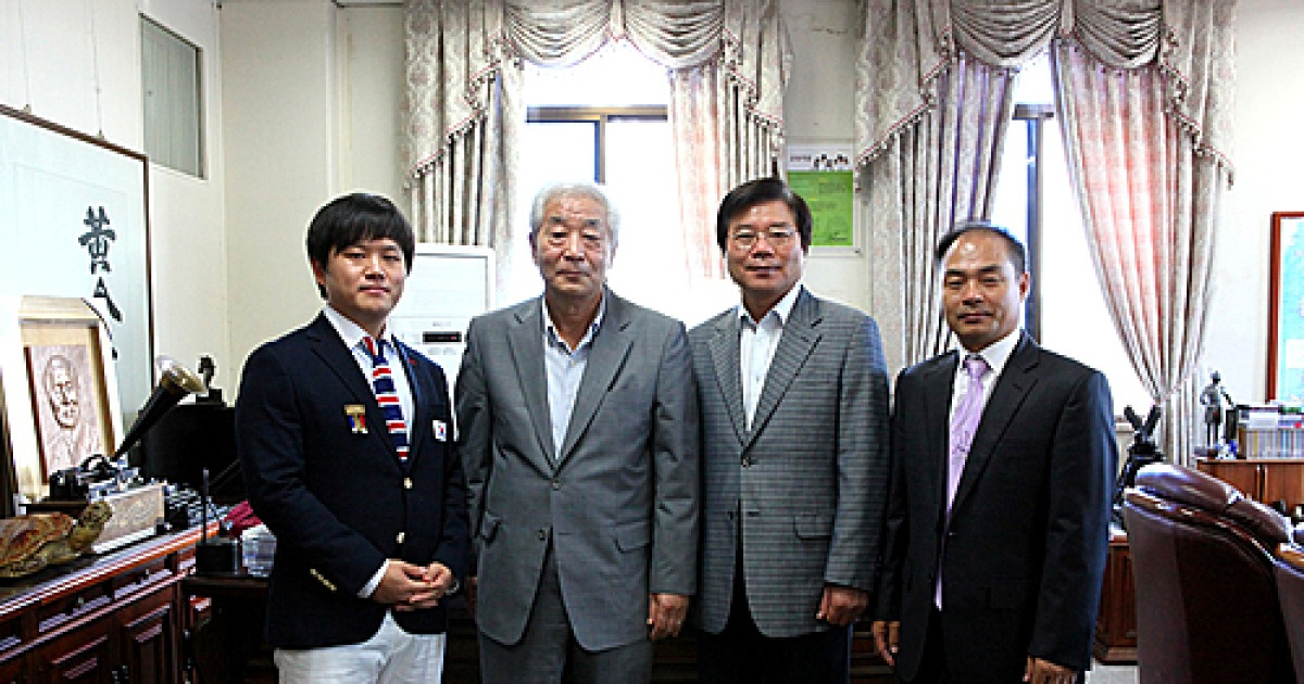 런던올림픽 사격 은메달 최영래 모교 중부대 방문