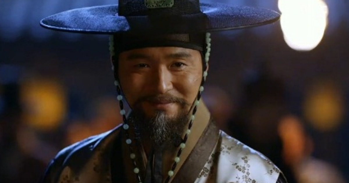 '구가의 서' 이성재, 이연희 환생자태 이유비에 '음흉눈빛'