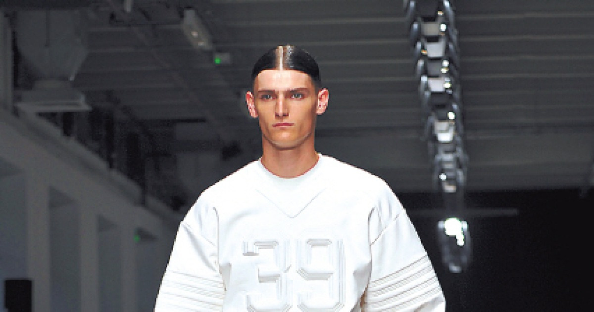 Juun.J explores boundaries of design