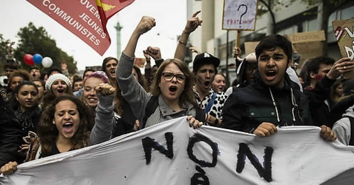 FRANCE HIGH SCHOOL STUDENTS PROTEST