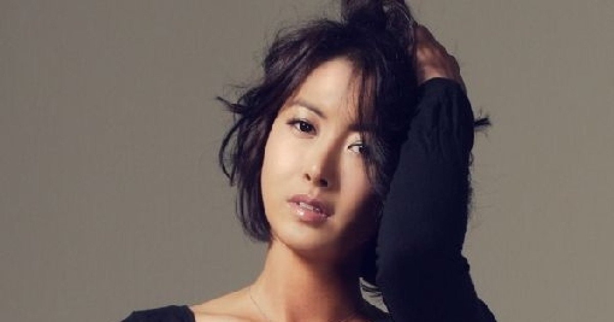 정양 누구? 전설의 누드 화보 '섹시스타'..조용히 결혼?