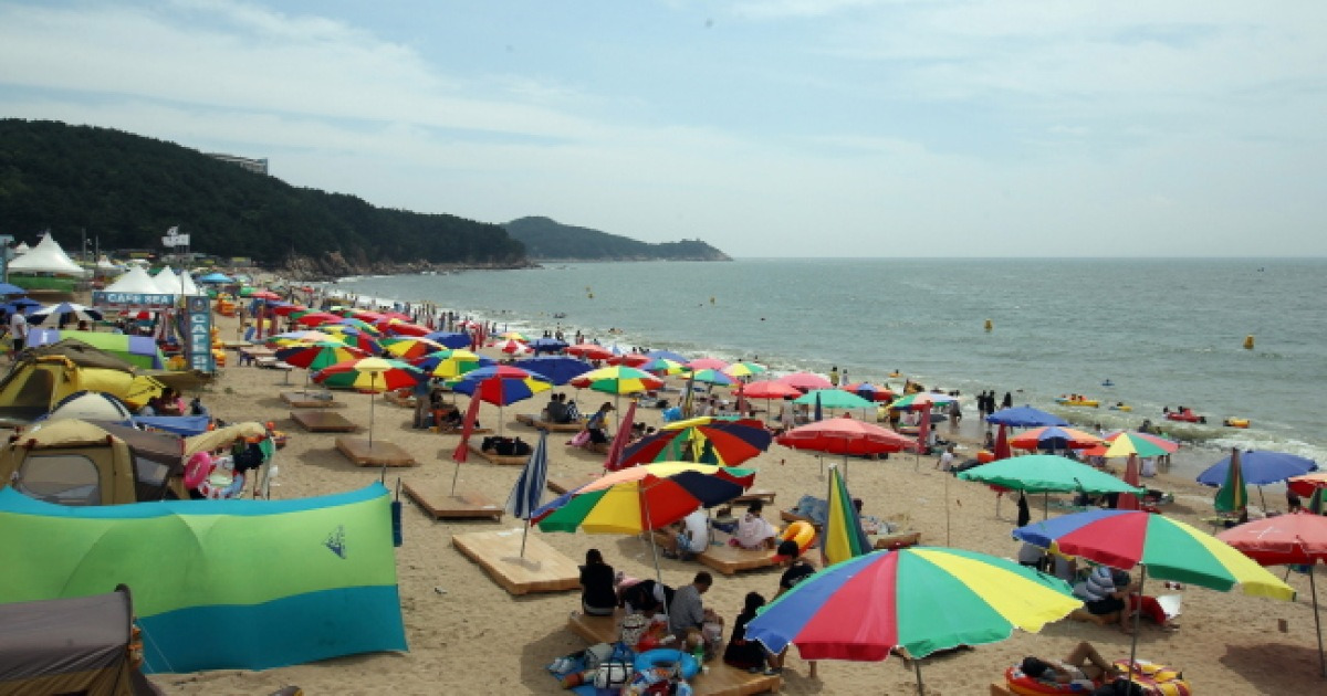 Beach getaways less than an hour from Incheon International Airport