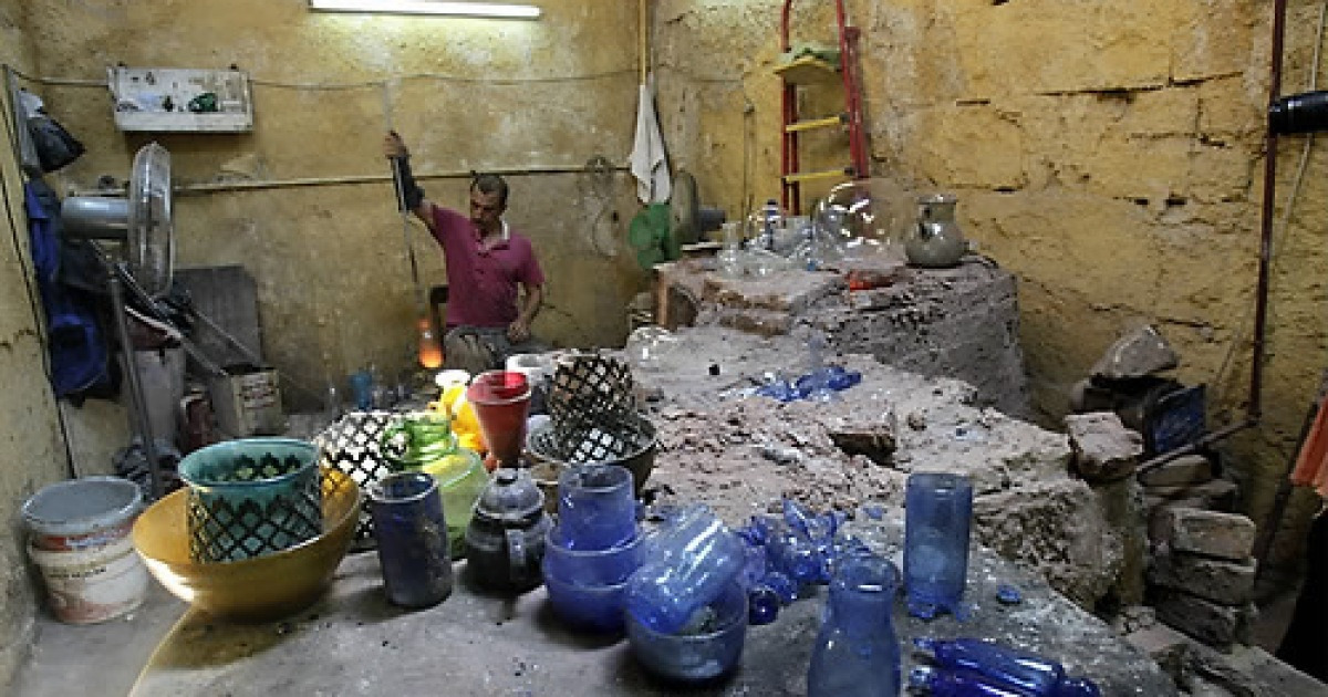 EGYPT GLASS BLOWING