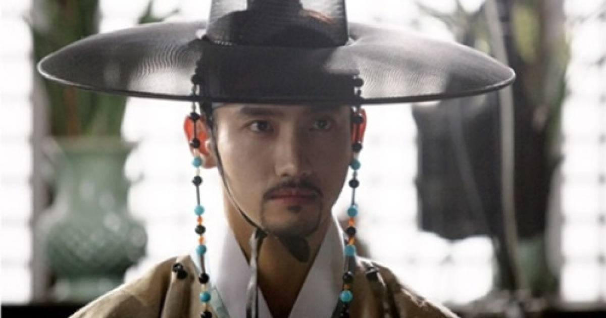 밤을 걷는 선비 심창민, 이준기와 라이벌 구도 형성..이유비 두고 삼각 로맨스 펼쳐