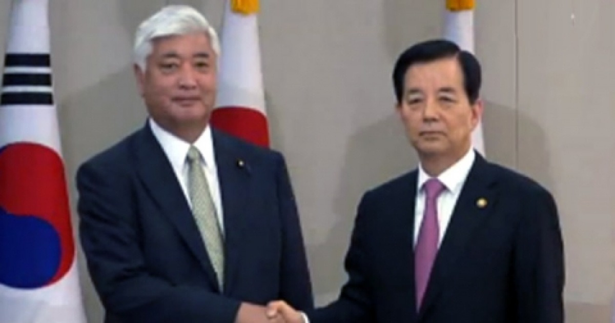 S.Korea, Japan hold defense ministers' meeting in Seoul