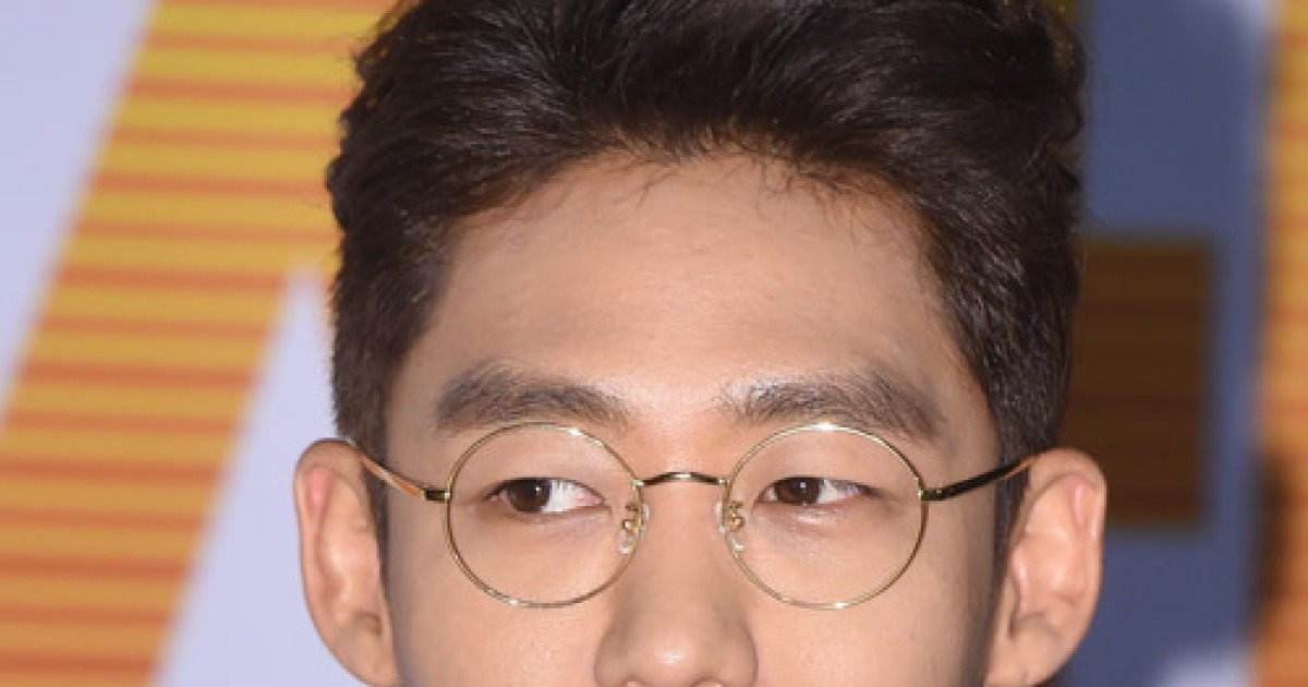 [포토엔]이태성, 안경 쓴 지적인 남자