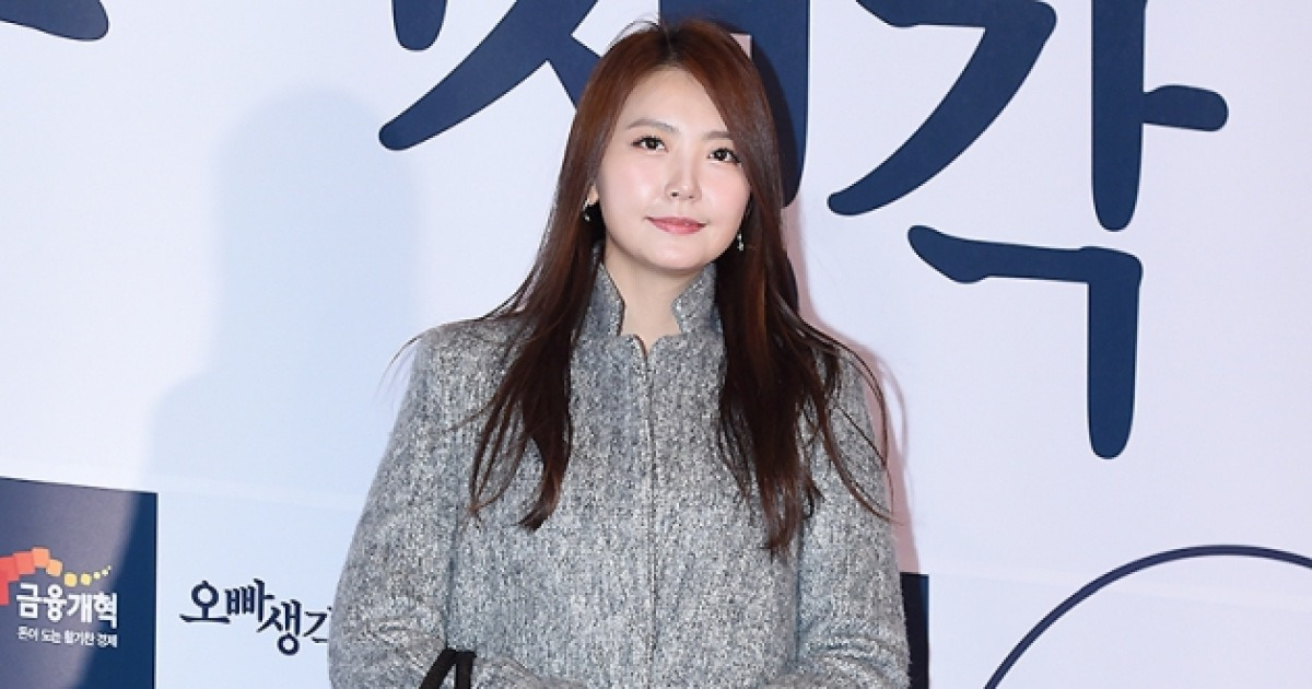 [포토] 임성언, '단아한 모습으로 시사회 참석'