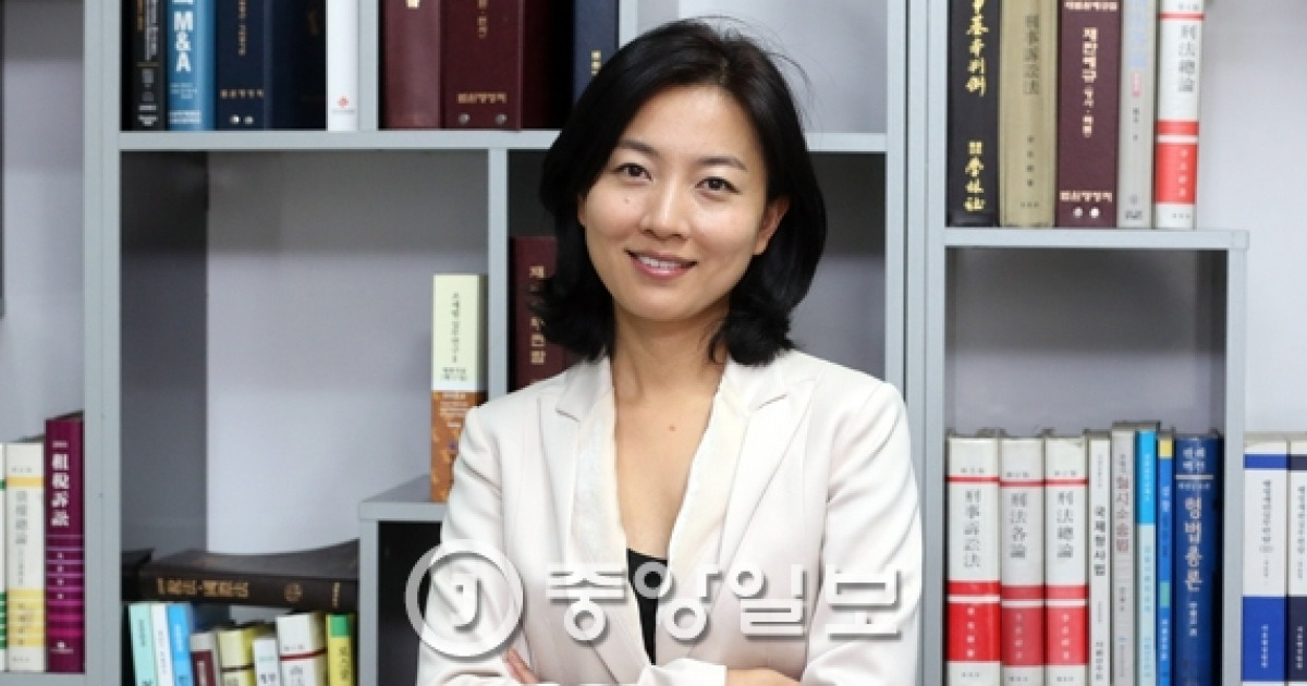 임윤선 "새누리, 쓸모없는 남자"
