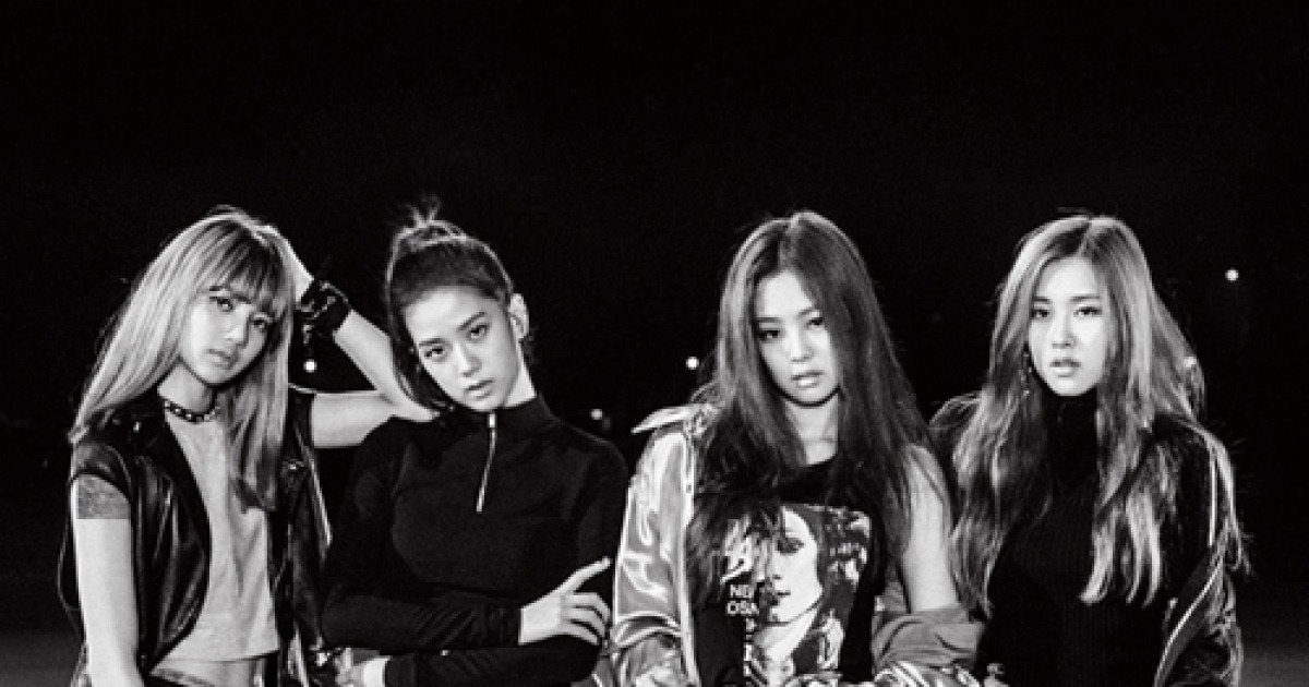 블랙핑크, '붐바야' 안무 영상 공개..'황금 비율+완벽 군무' 눈길