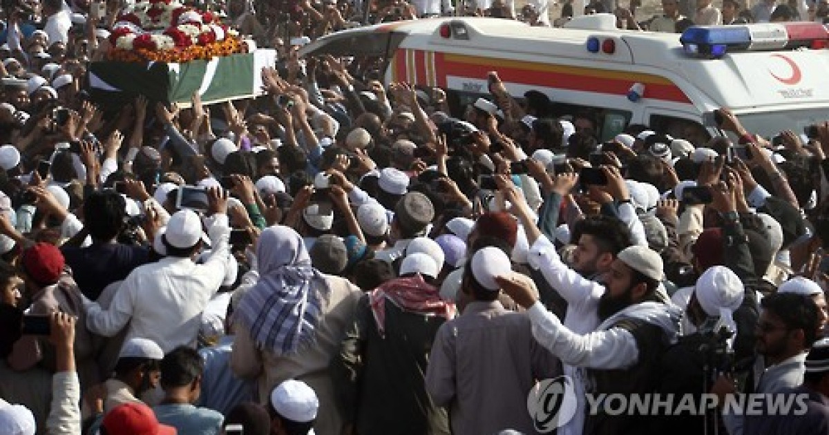 PAKISTAN JUNAID JAMSHED FUNERAL