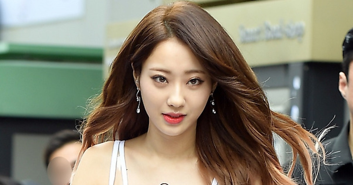 [포토엔HD] 경리 '더위 날리는 시원한 의상'