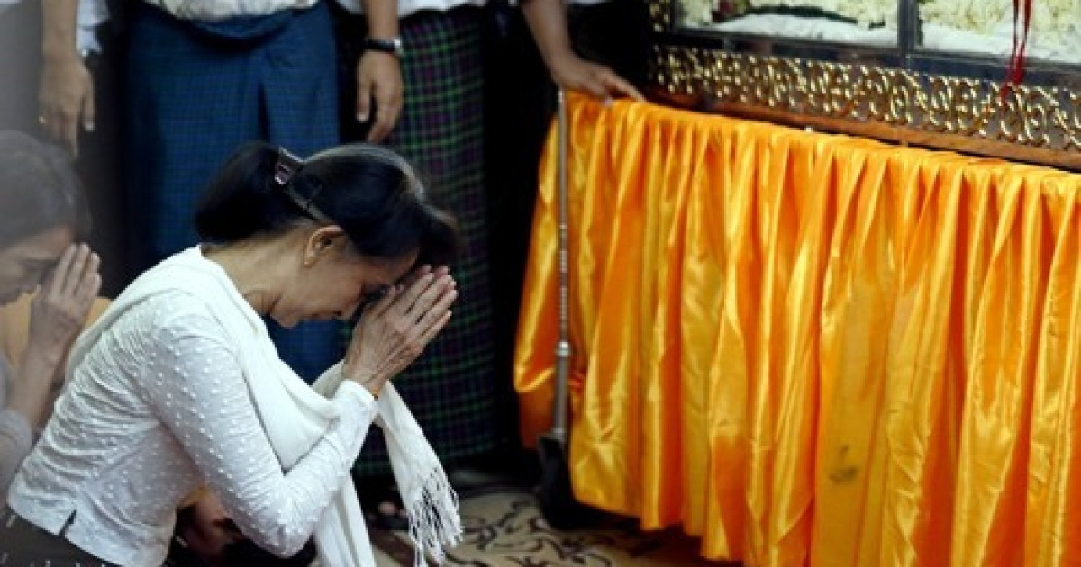 MYANMAR AUNG SHWE FUNERAL