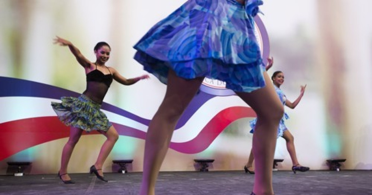 DOMINICAN REPUBLIC DANCE MERENGUE