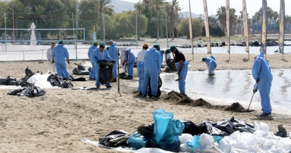 GREECE POLLUTION OIL SPILL