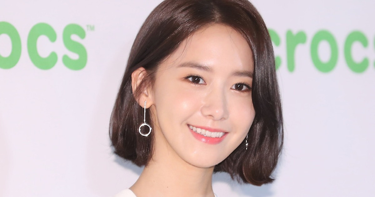 윤아, '탄성 자아내는 실물 미모'