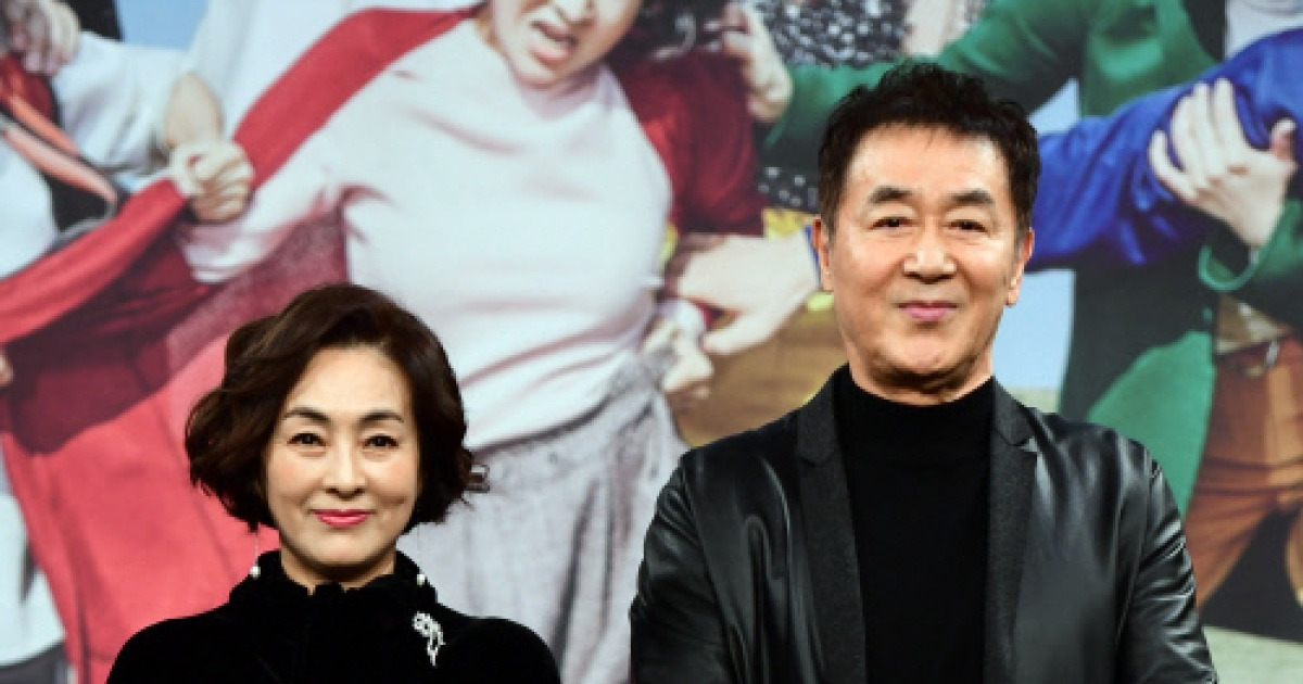 [SS포토] 이보희-한진희, 블랙으로 깔맞춤~
