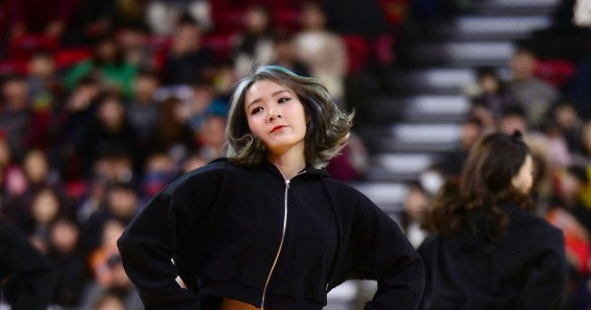 [포토] 치어리더, '현란한 발 스텝'