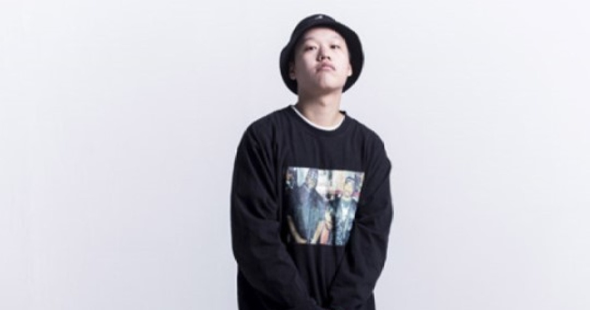 Rapper under fire for sexually harassing underage fan