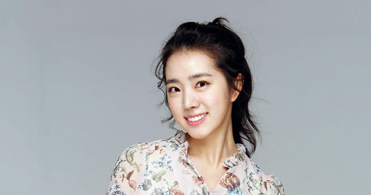 한은서 윤종훈 배우 활동 및 청첩장 관련 사진 16