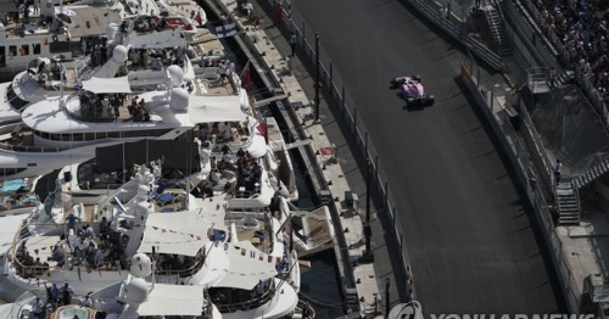Monaco 2002 Sports/Cars/Racing/Rally/F1/GP/Motoring/Transport