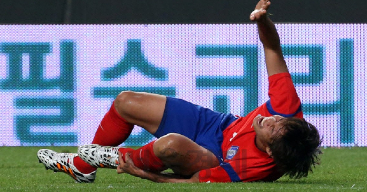 축구·농구 등 격한 운동..발목·무릎 부상 조심하세요