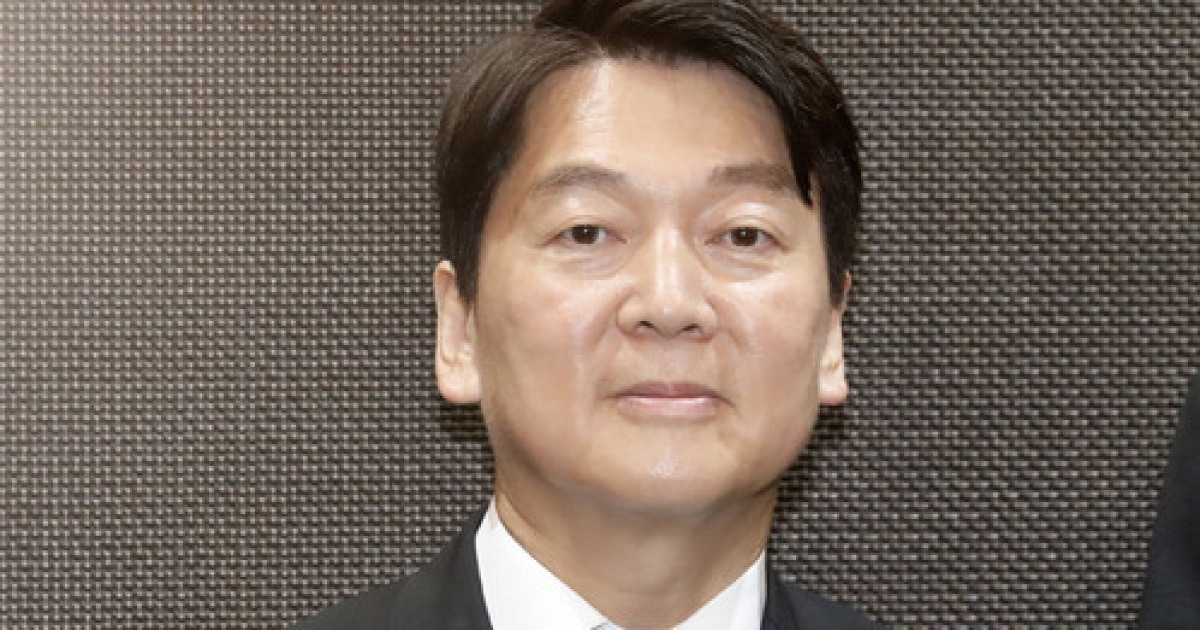 김종필 전 총리 빈소 찾은 안철수 전 대표