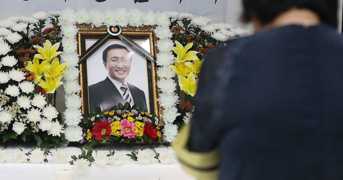 故 노회찬 원내대표의 명복을 빕니다