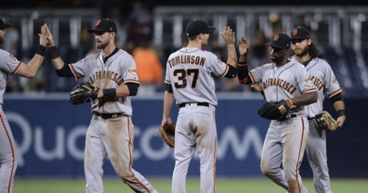 Giants Padres: This Seemingly Small Series Could Change Everything. - p3e6qrx