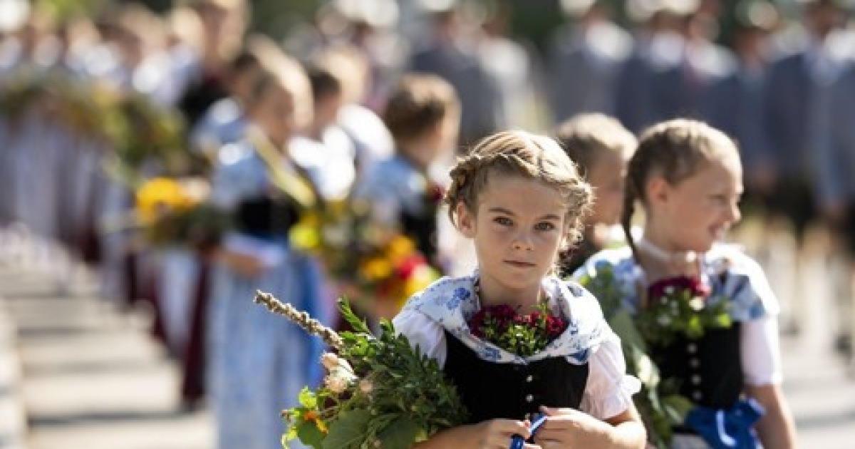 GERMANY RELIGION BELIEF