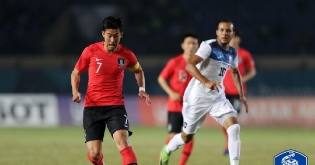 [AG]'손흥민 결승골' 한국, 키르기스스탄 꺾고 16강 진출