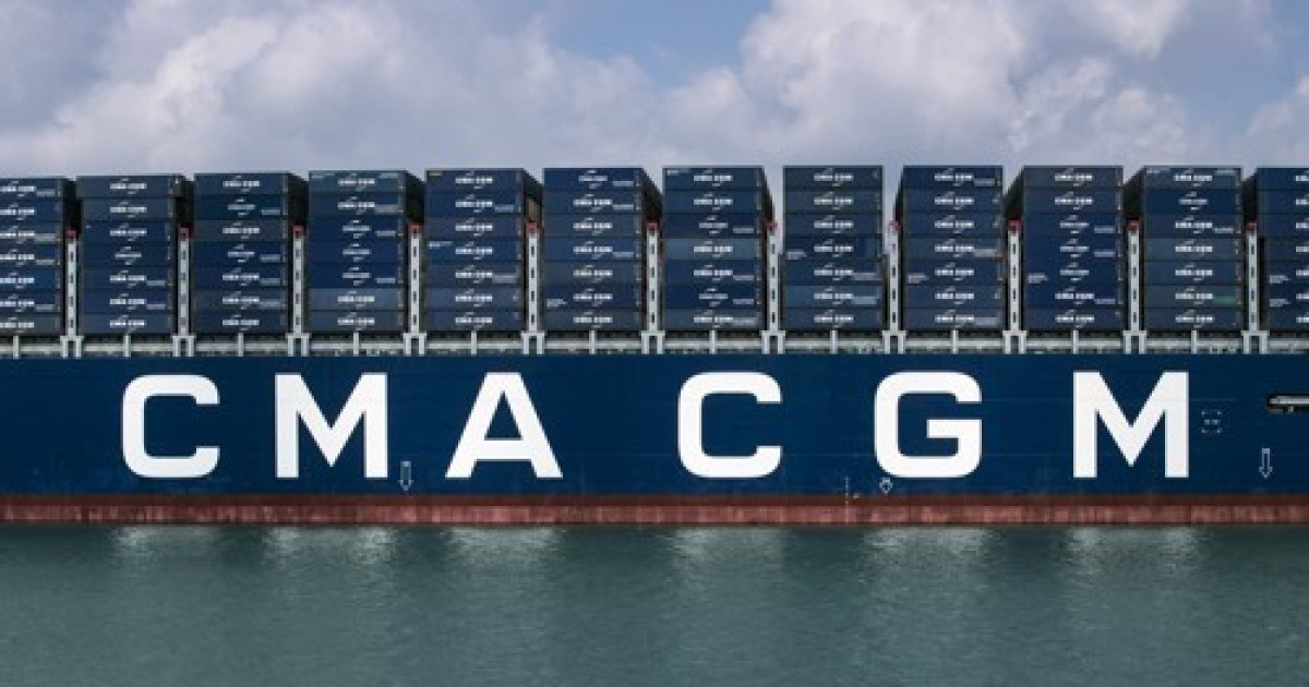 FRANCE ECONOMY CONTAINER SHIP