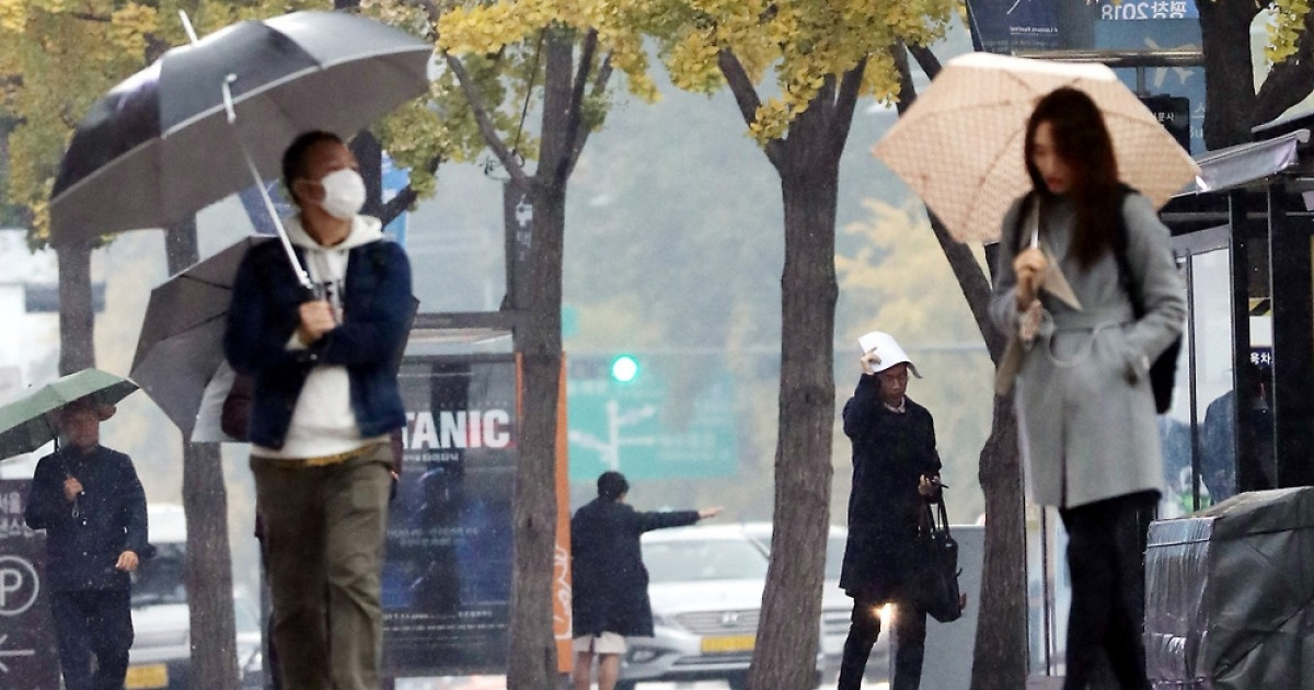 [오늘 날씨]전국 곳곳 '가을비'..미세먼지 '좋음'