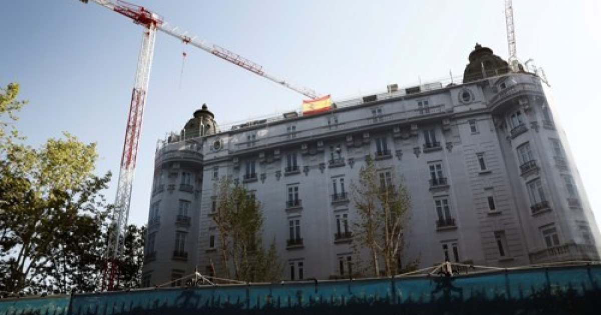SPAIN COLLAPSE