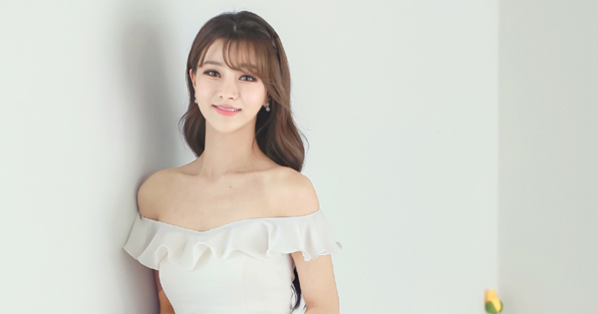 김수현 아나운서, '우왁굳' 오영택과 깜짝 결혼