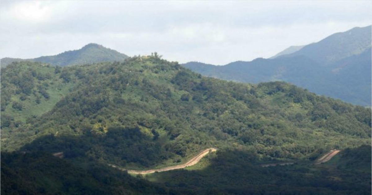 [르포]단풍 물든 DMZ 화살머리고지..국군 전사들이 돌아온다