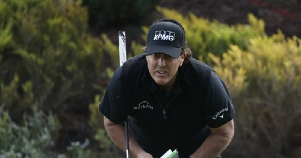 Woods Mickelson Match Golf