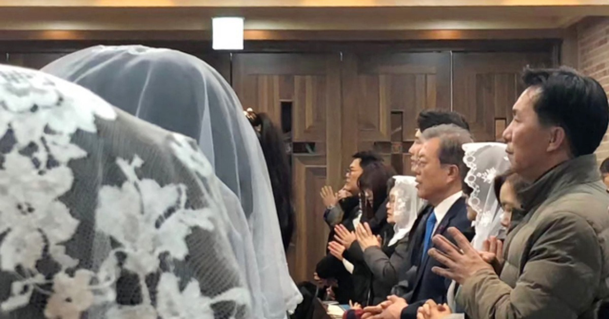 文대통령이 성탄절 메시지에서 박노해 시(詩) 인용한 까닭은