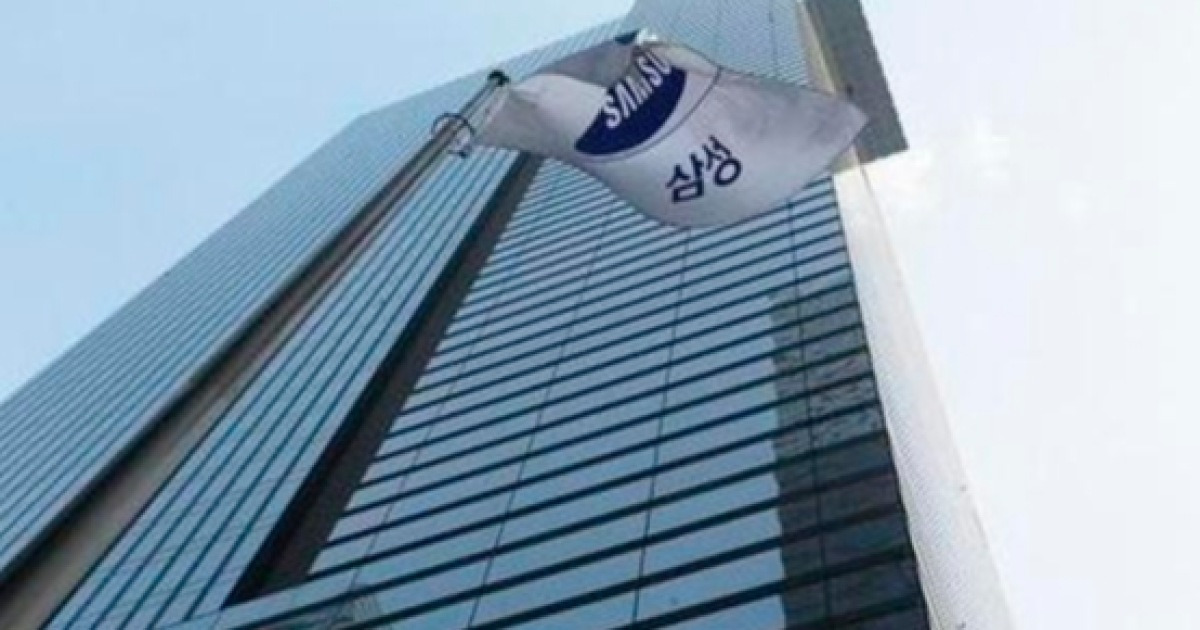 삼성전자, 4분기 '어닝쇼크'에 빛바랜 사상 최대 연간 실적(종합)