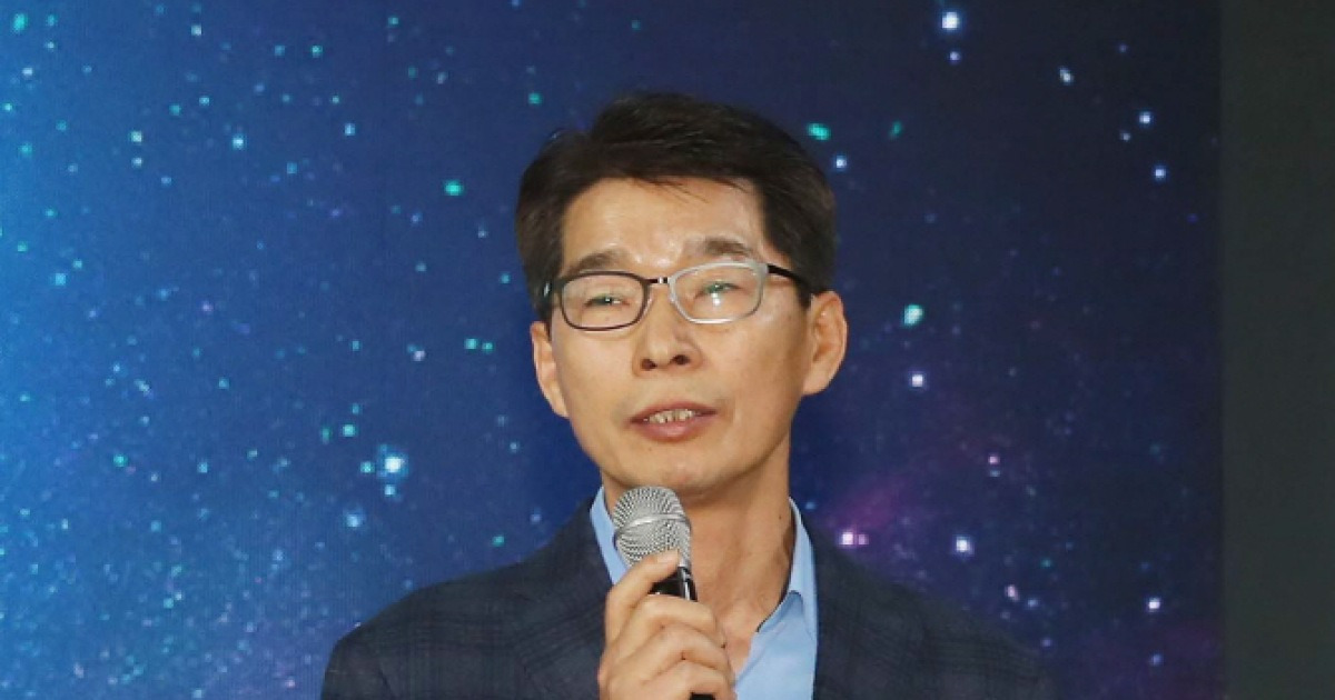 [포토]인사말하는 권혁호 부사장