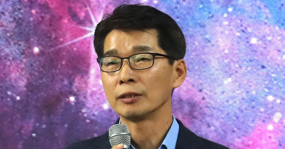 '쏘울 부스터' 소개하는 권혁호 기아차 부사장