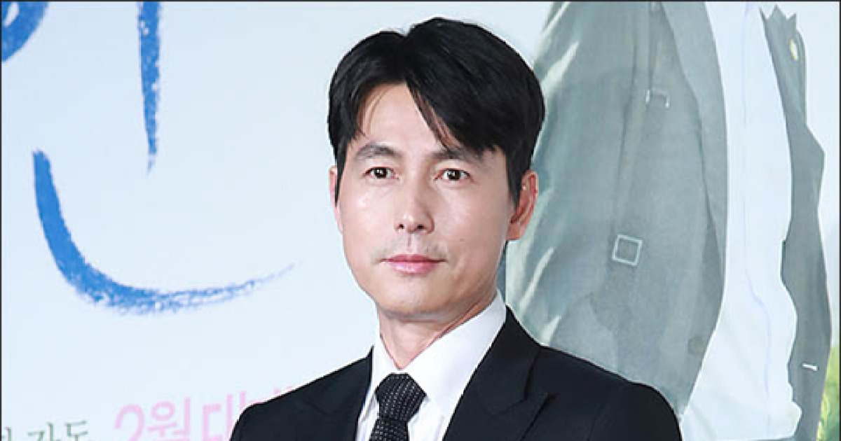 정우성, '염정아 꽃' 비유 사과..누리꾼 갑론을박