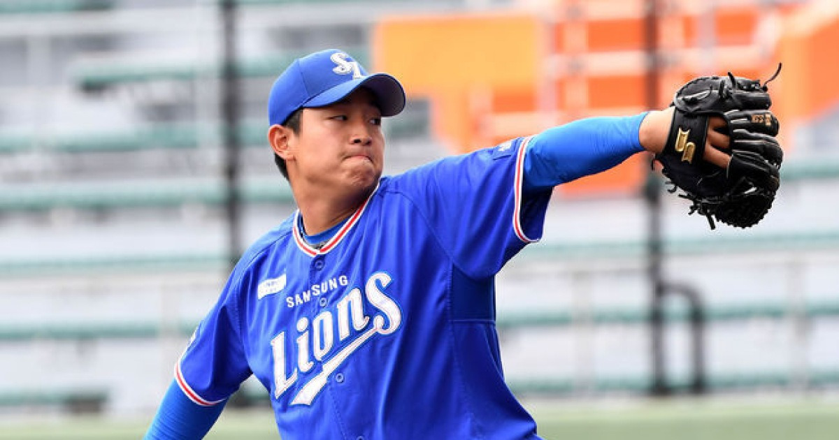 '이상 호소' 양창섭, 한화전 1회 조기 강판 [오키나와 리포트]